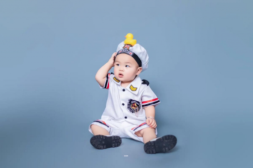 吐鲁番宝宝肚脐有点出血